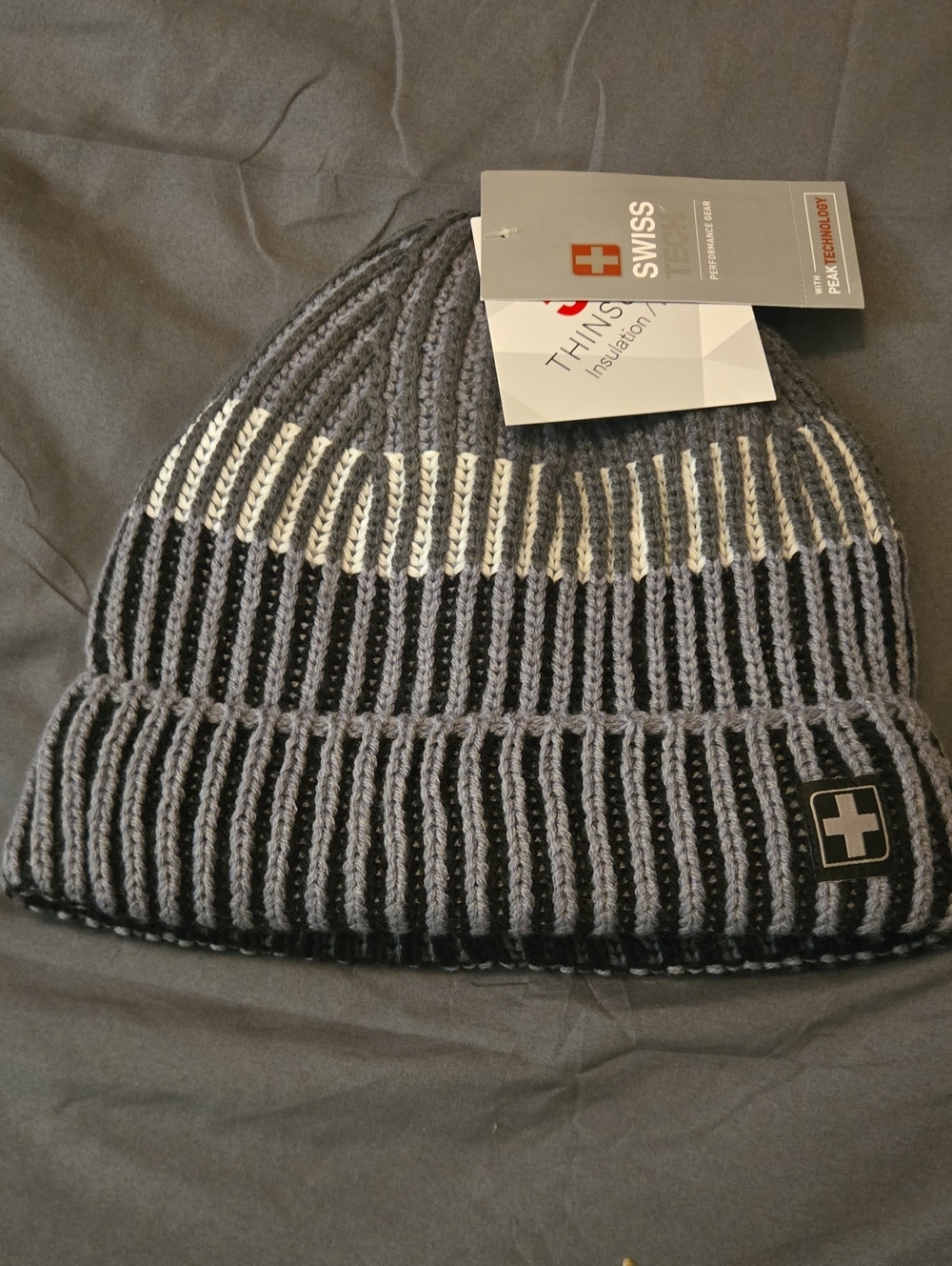 3M Thinsulate Gray and Black Knit Beanie with White Accent